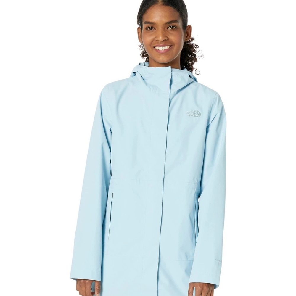 NWT!!! The North Face Women's Sky Blue Ski Jacket (Parka)